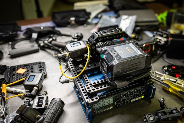 Riffster - blog review zoom f8 cage side view cheeseplate