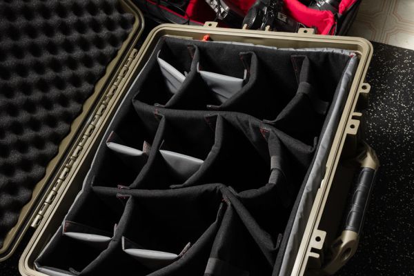 Riffster - Condition 1 case side view open dividers