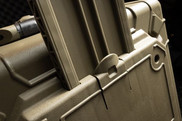 Riffster - Condition 1 case telescoping handle