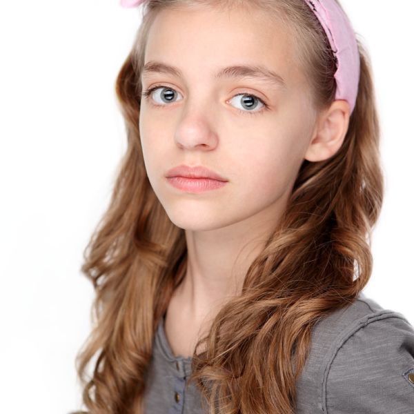 Riffster - headshot photography young girl on white background