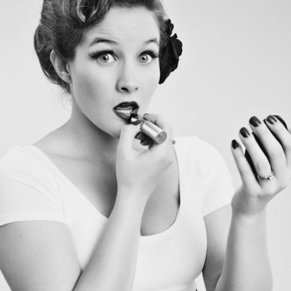 Riffster - studio portrait photography black and white pinup style female